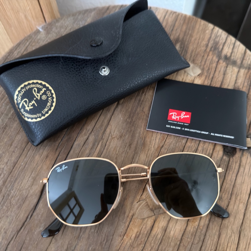 Ray-Ban Gold Frame Sunglasses with Black Lenses and Black Case